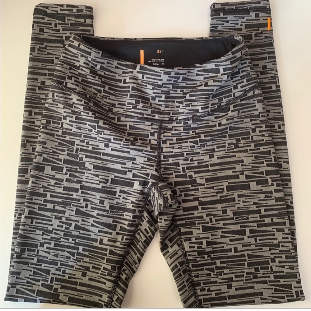 Lucy workout leggings